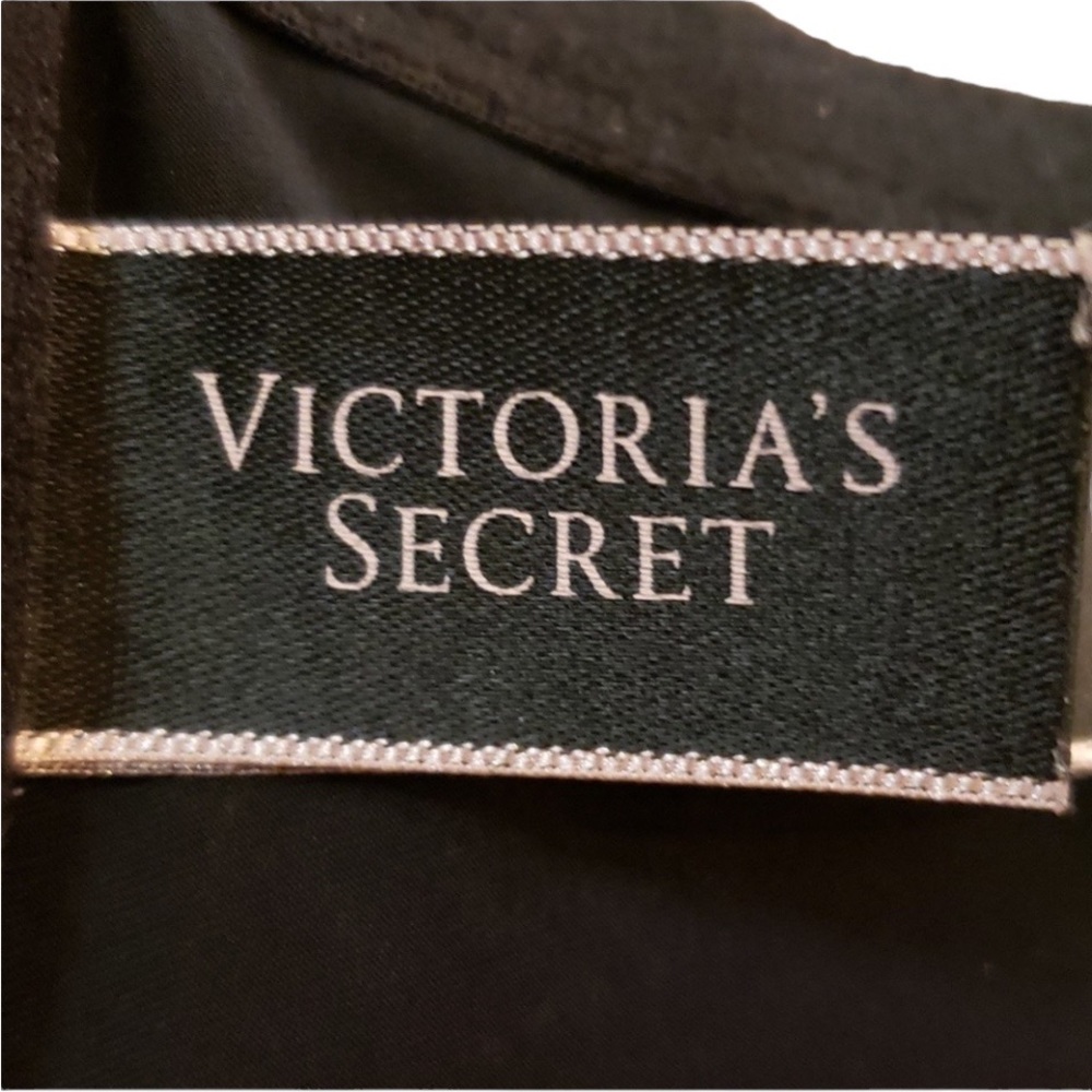 Victoria's Secret Strappy Push-up Bra - 34D - Picture 5 of 6